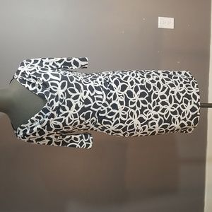 Anne Klein size 8 dress 3/4 sleeves cowl neck stretchy knee length grey white